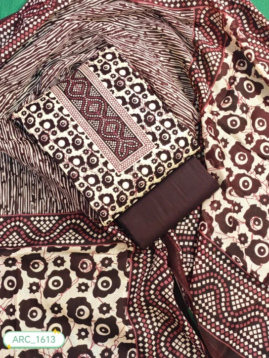 New Exclusive Digital Printed Unstitched VIP Cotton Three Pieces